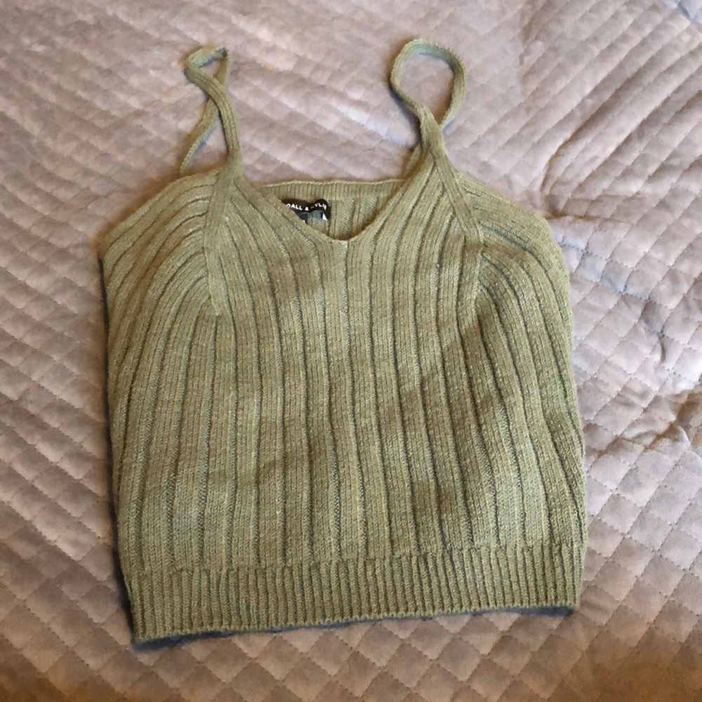 Sweater crop top
